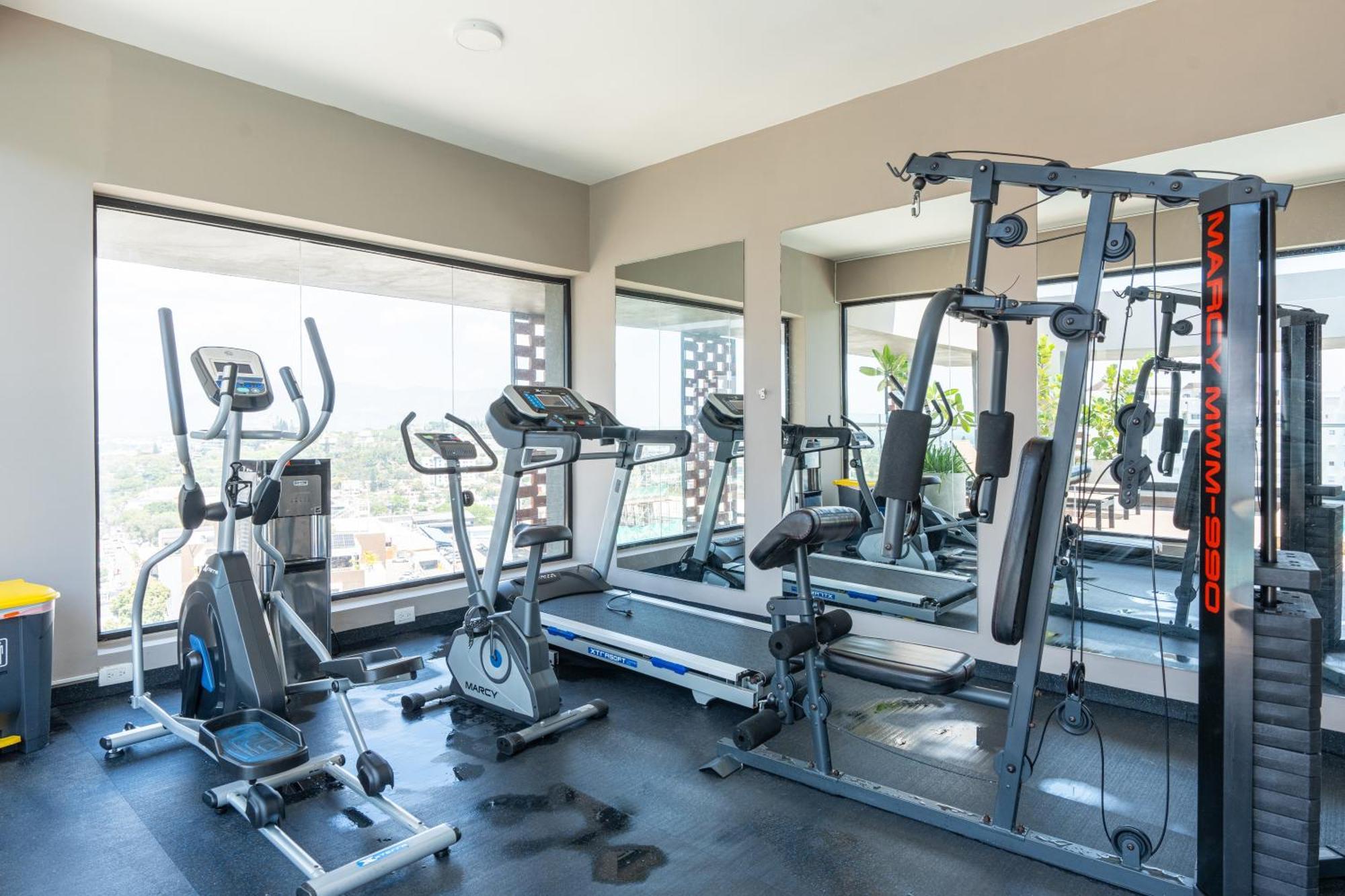 Modern Luxury Condo With Rooftop Pool & Gym Santiago De Los Caballeros Exterior foto